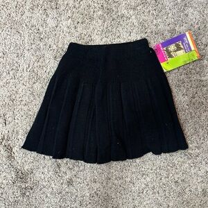 Deadstock Jet Set Black Pleated Skirt